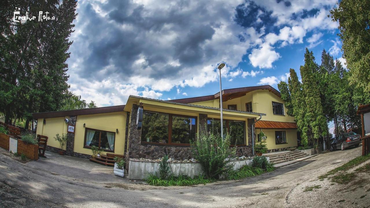 Penzión ARTin Neutra Exterior foto